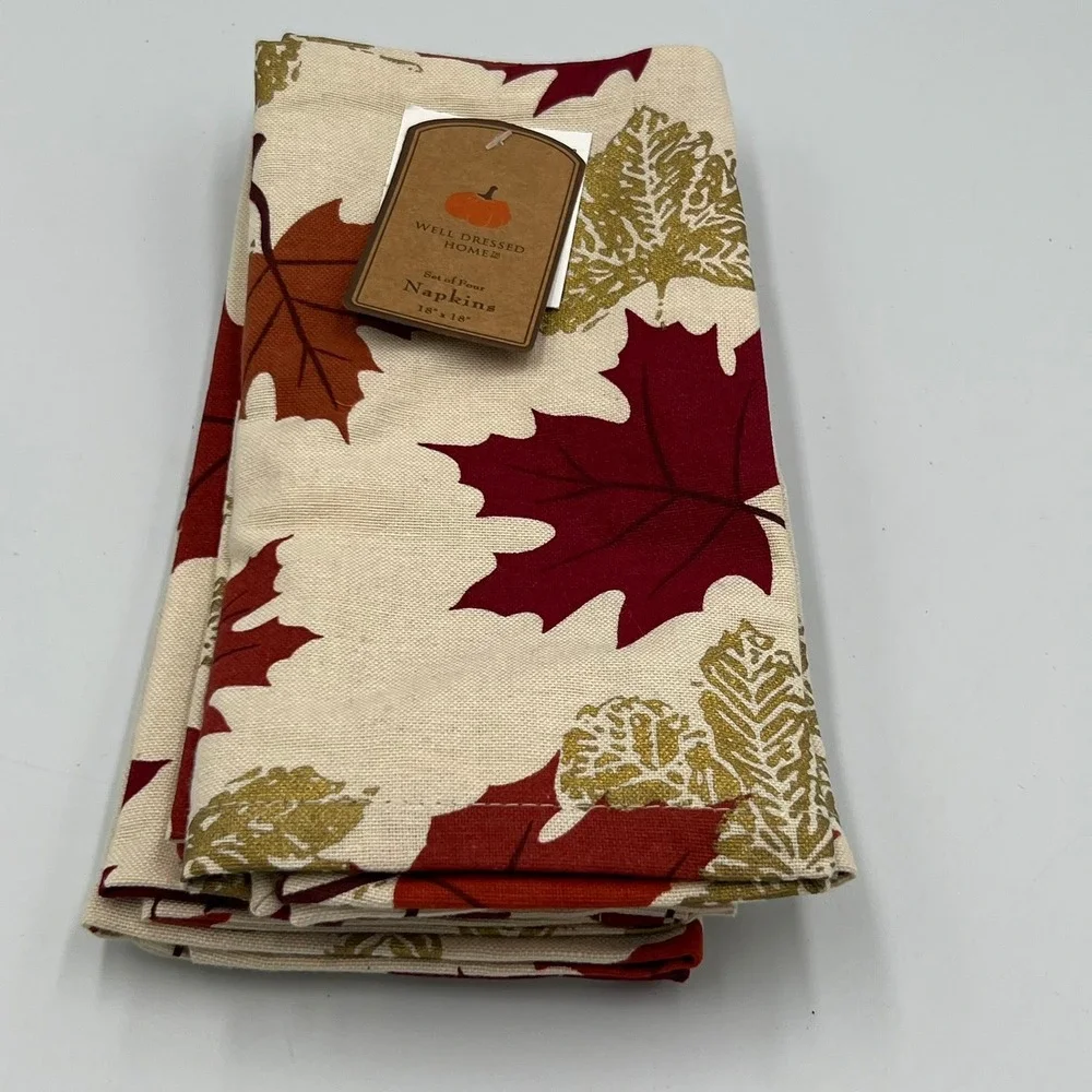 Well Dressed Home Napkins Set of 4 18x18 Cream Red Gold New Autumn Leaf Cotton